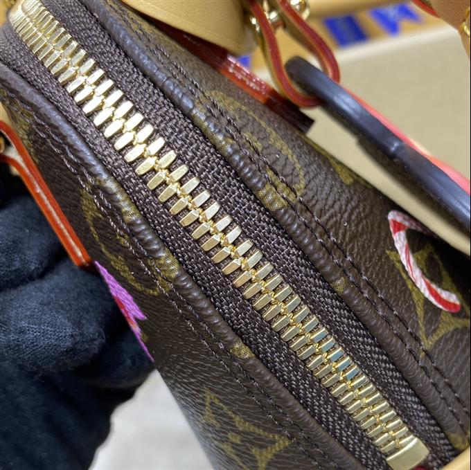 2025224M12199223645902