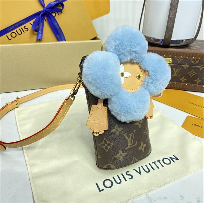 2025224M1226922371570