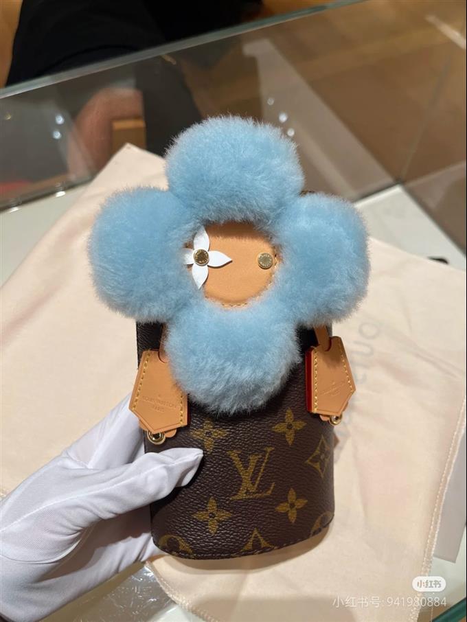 2025224M1226922376867