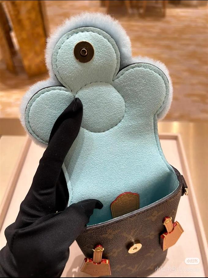 2025224M1226922379247