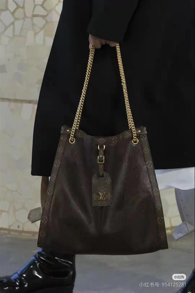 2025224M13137215748402