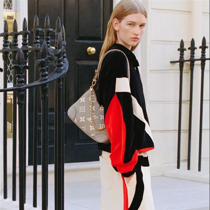 2025224M13224222422596