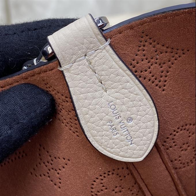 2025224M21909224349567