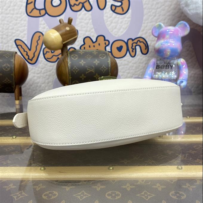 2025224M24611224558304