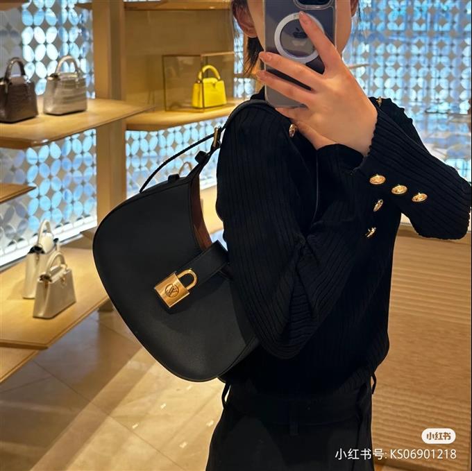 2025224M24611224630578