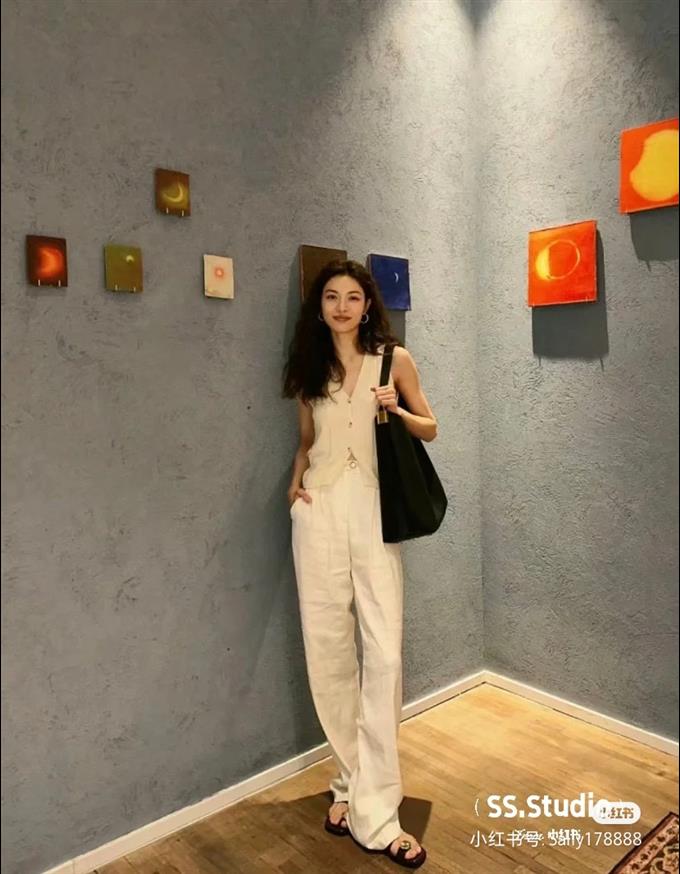 2025224M24856222438120