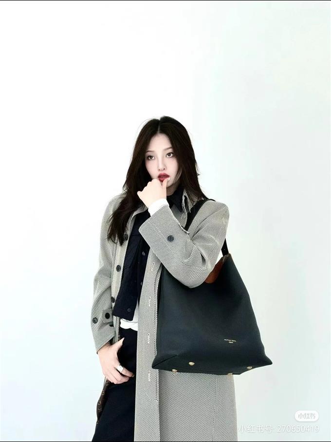 2025224M24856224632486