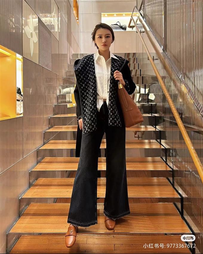 2025224M24974224631780