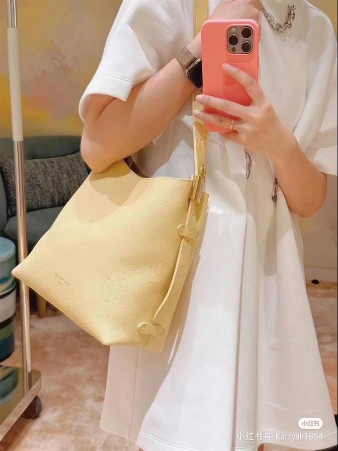 2025224M25353222433426