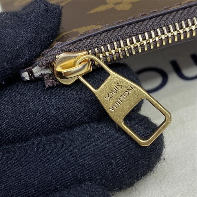 2025224M2535322243837