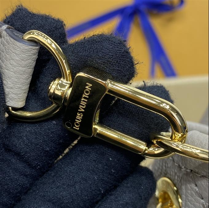 2025224M2545322244368