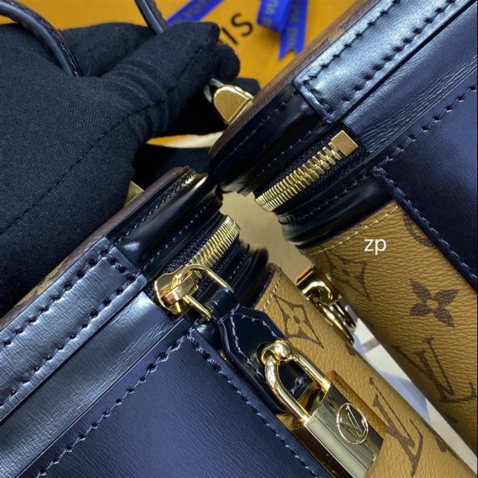 2025224M4398622372121