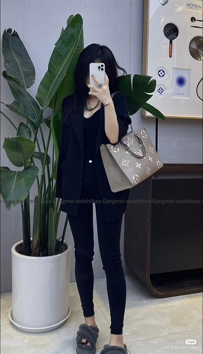 2025224M45494222417105