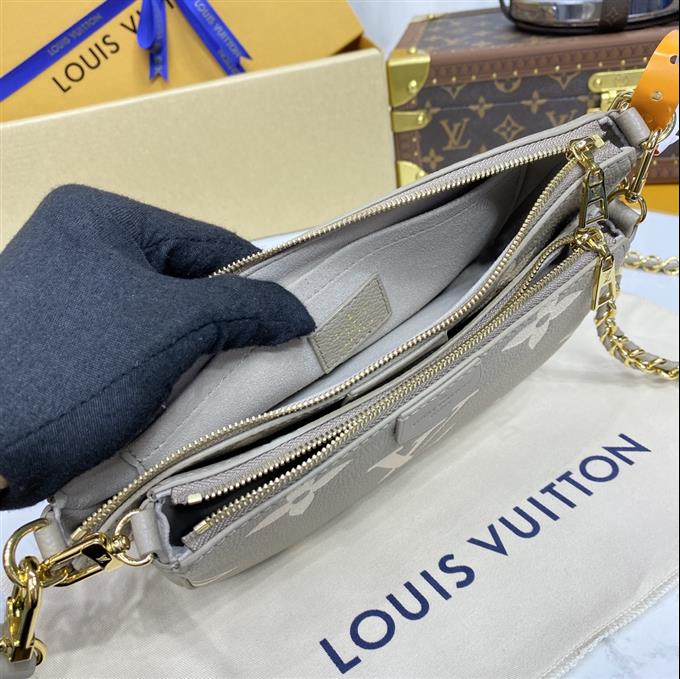 2025224M4577722245704