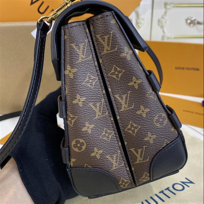 2025224M4590822373948