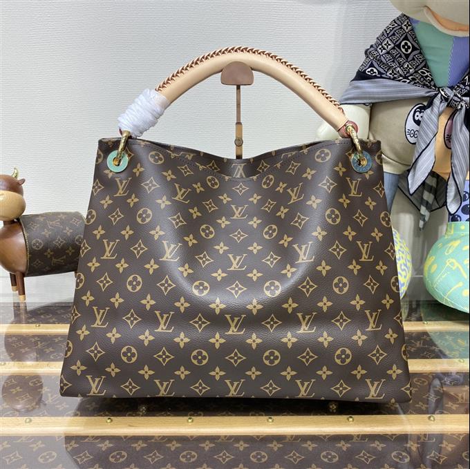 2025224M402491541309