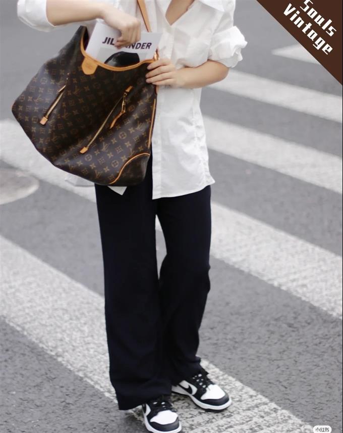 2025224M403541542439