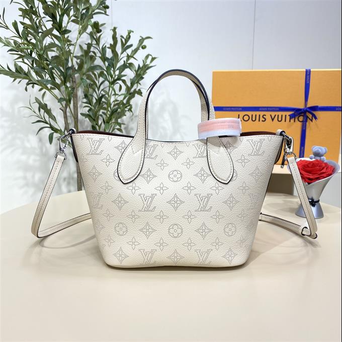 2025224M2184822411673