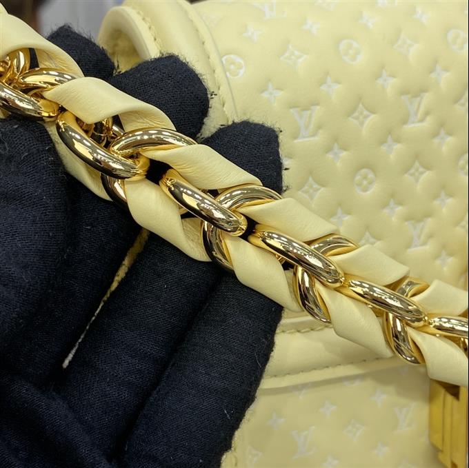 2025224M2259720518272