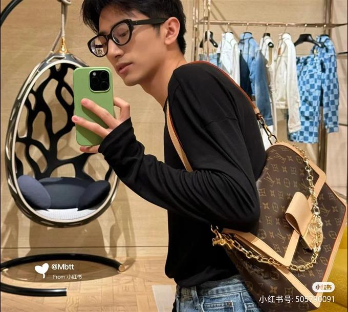 2025224M47149222947125