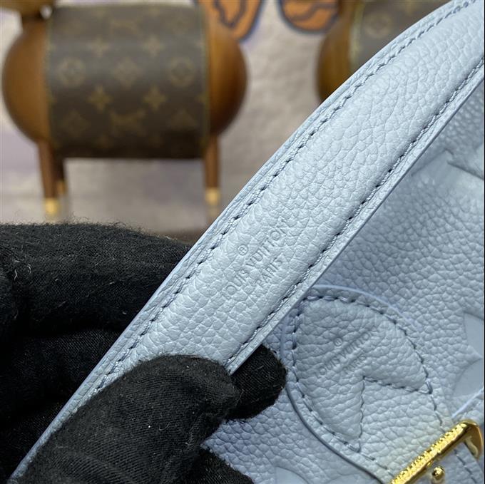 2025224M83300212059192