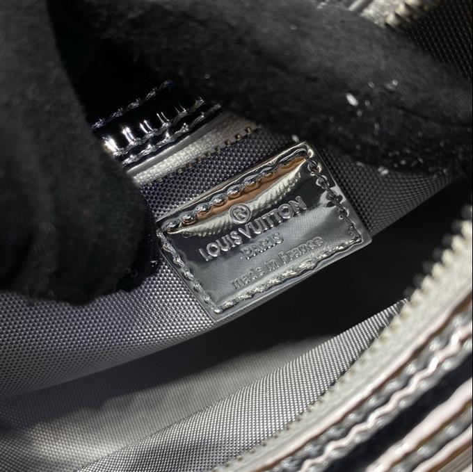 2025224M11833151844324