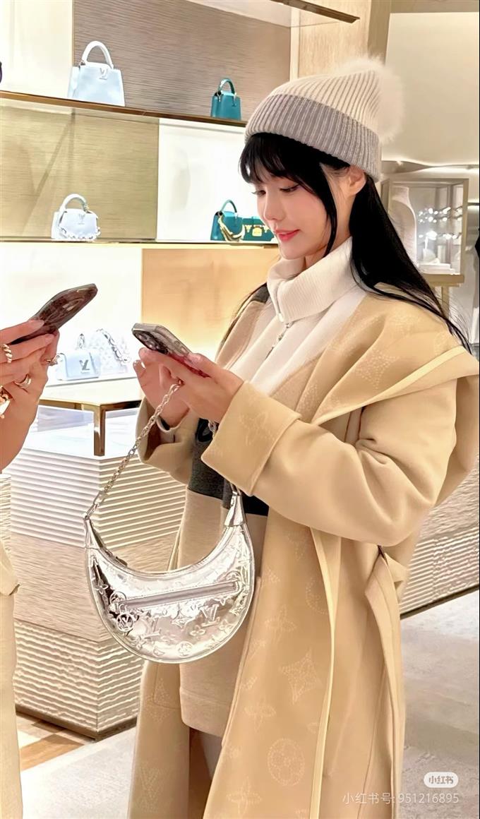 2025224M11833151845112