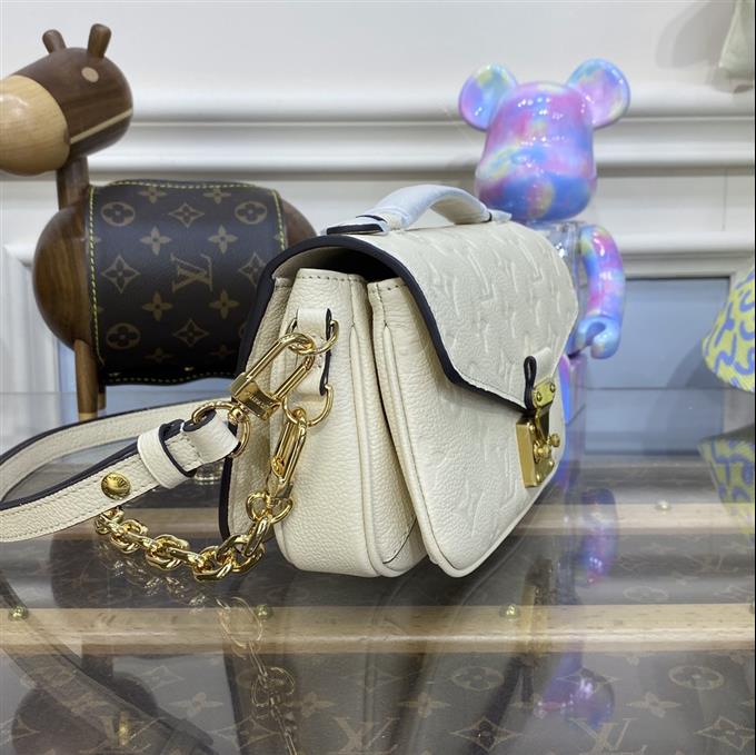 2025224M23940212057827