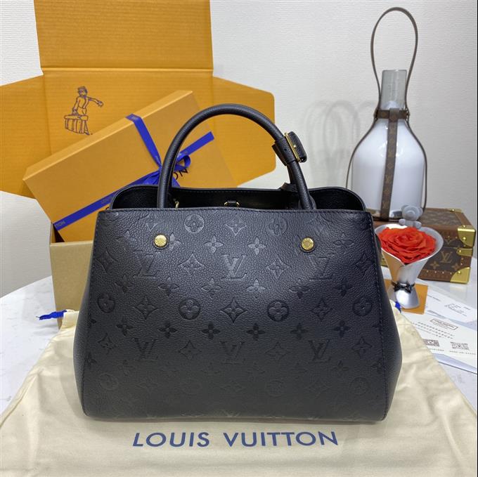 2025224M41048221835998