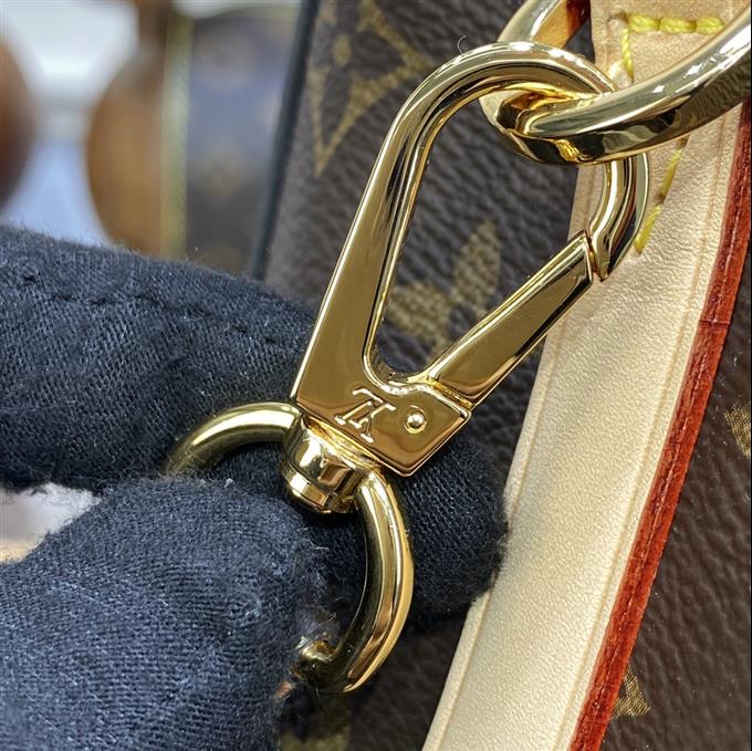 2025224M41055215240548