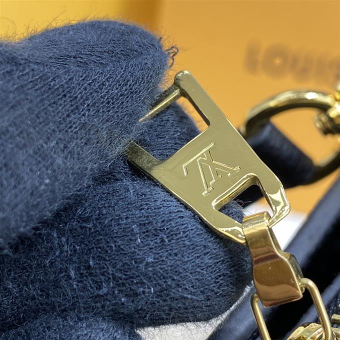 2025224M4581121211936