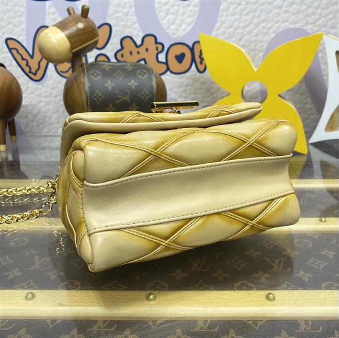 2025224M1233211290332