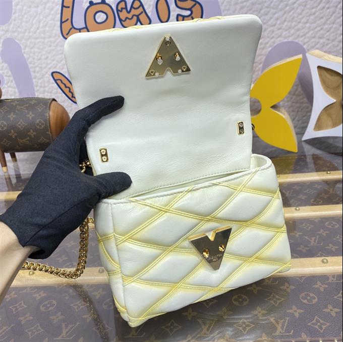 2025224M1233211290677