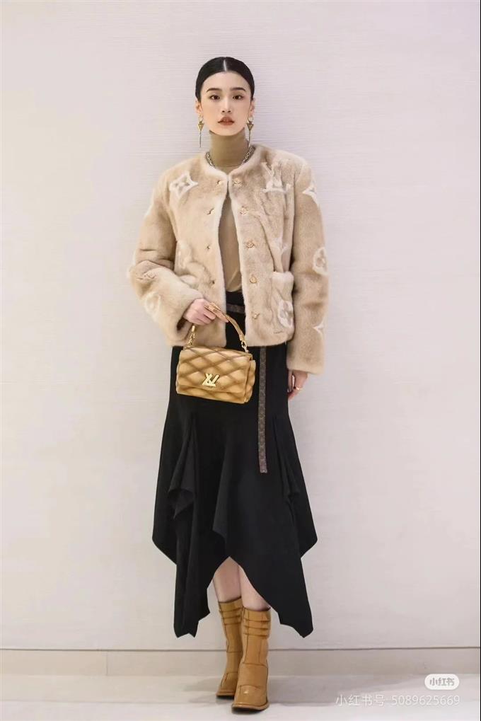 2025224M1233211292602