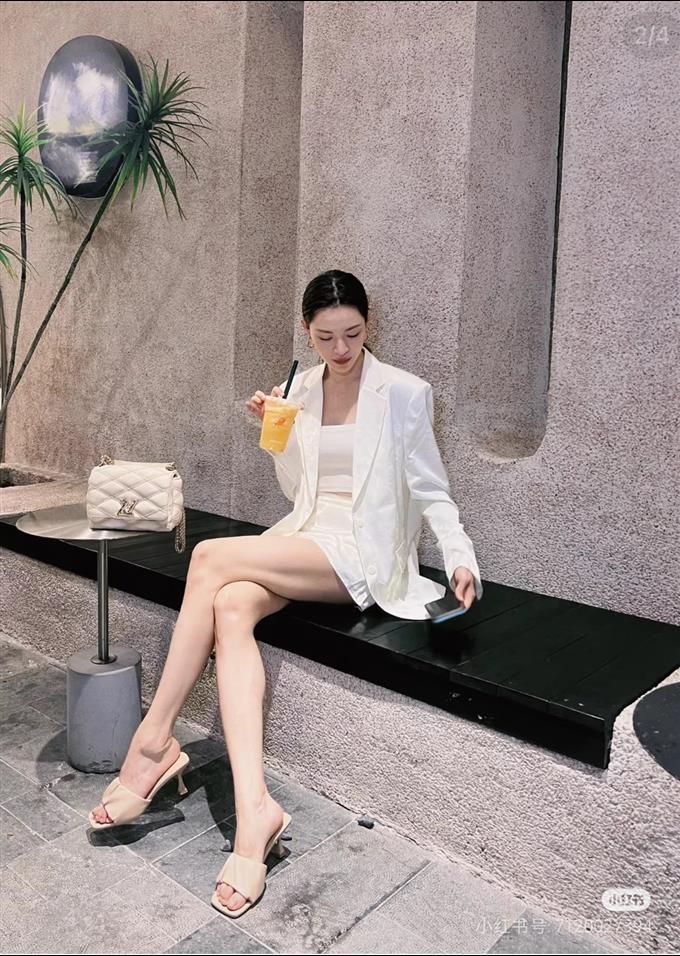 2025224M1233811292291