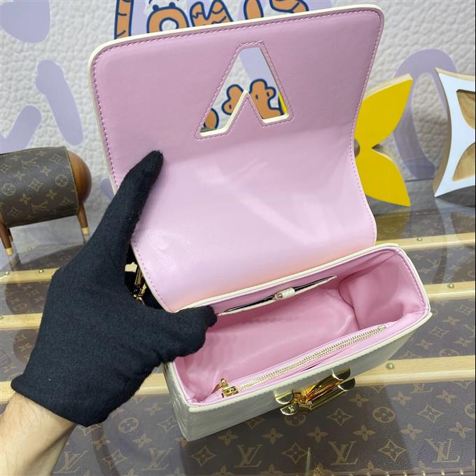 2025224M1311711290881