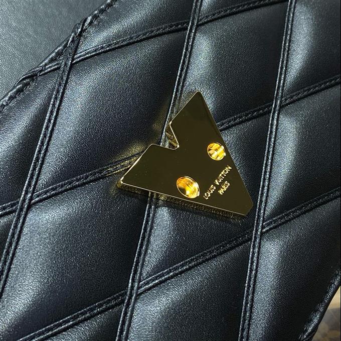 2025224M1313911291193