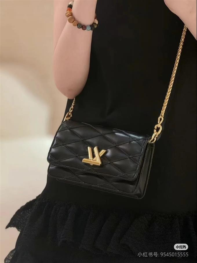 2025224M1313911292757