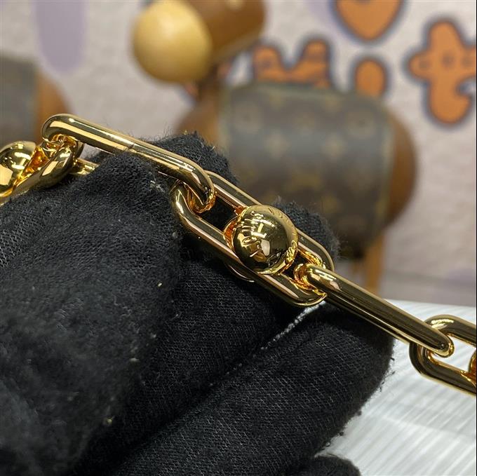 2025224M1367811291556