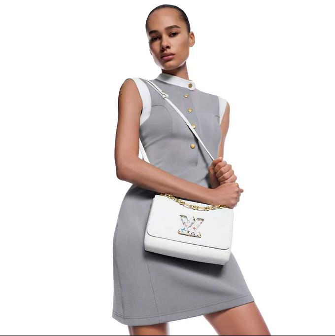 2025224M136781129224