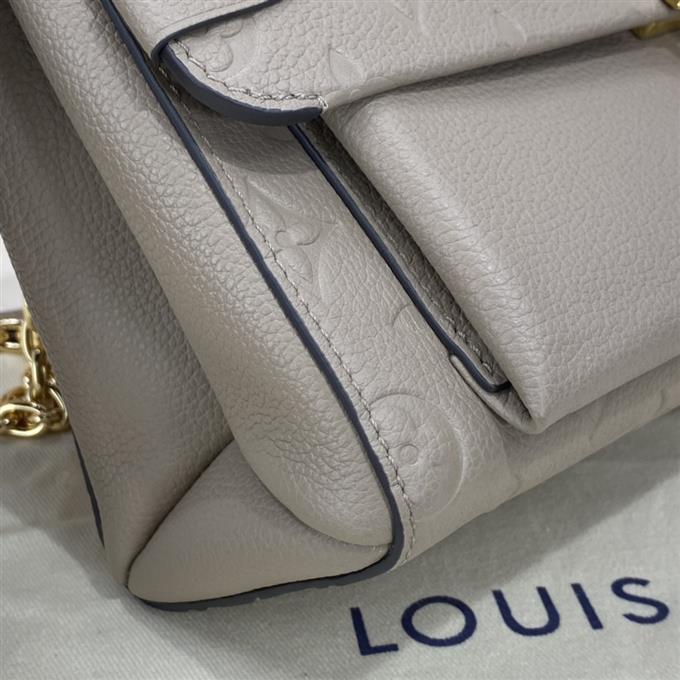 2025224M52271222327558