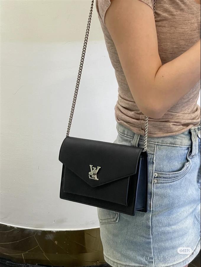 2025224M63471144343935