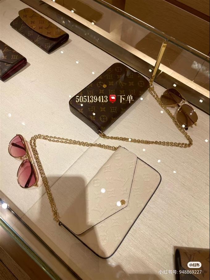 2025224M8236314112560