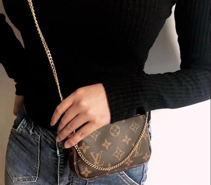 2025224M82510144349601