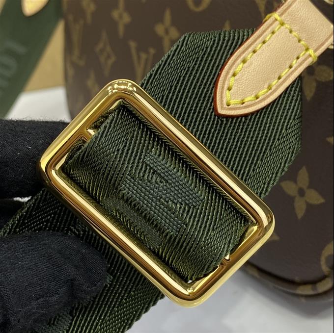 2025224M44813222826219