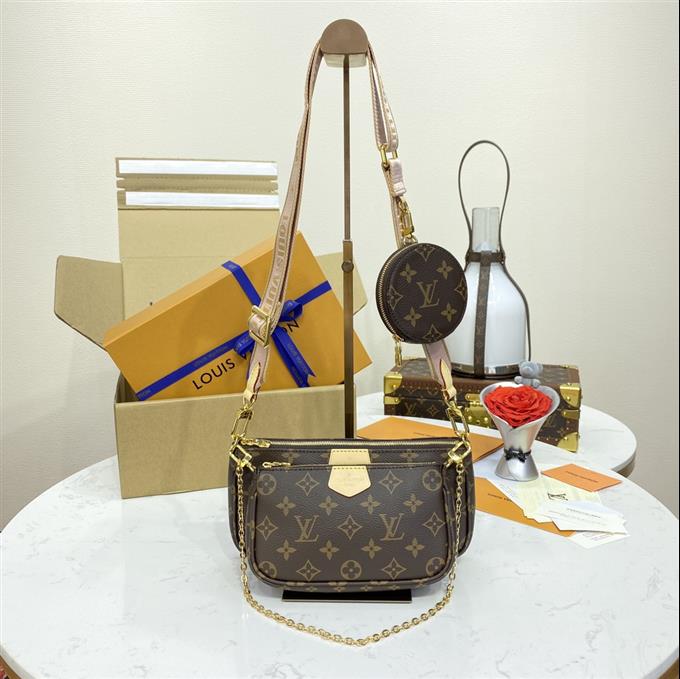 2025224M44813222826235