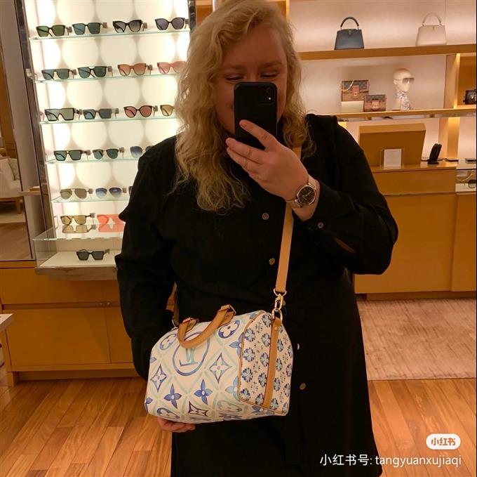 2025224M1126410841102