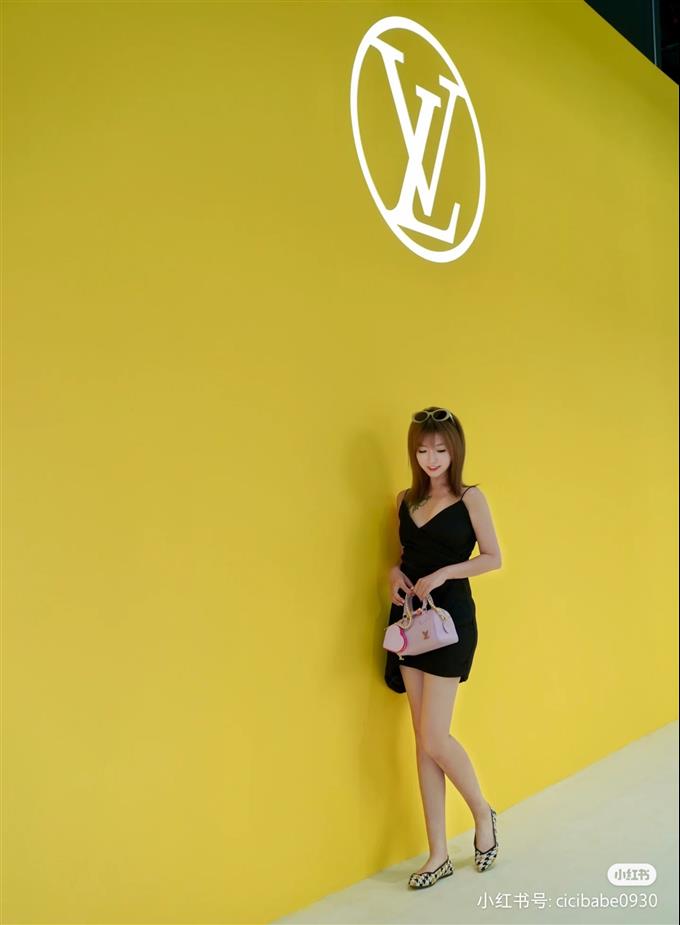 2025224M2459810844416