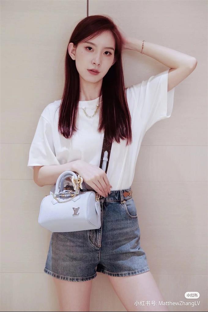 2025224M2460410840944