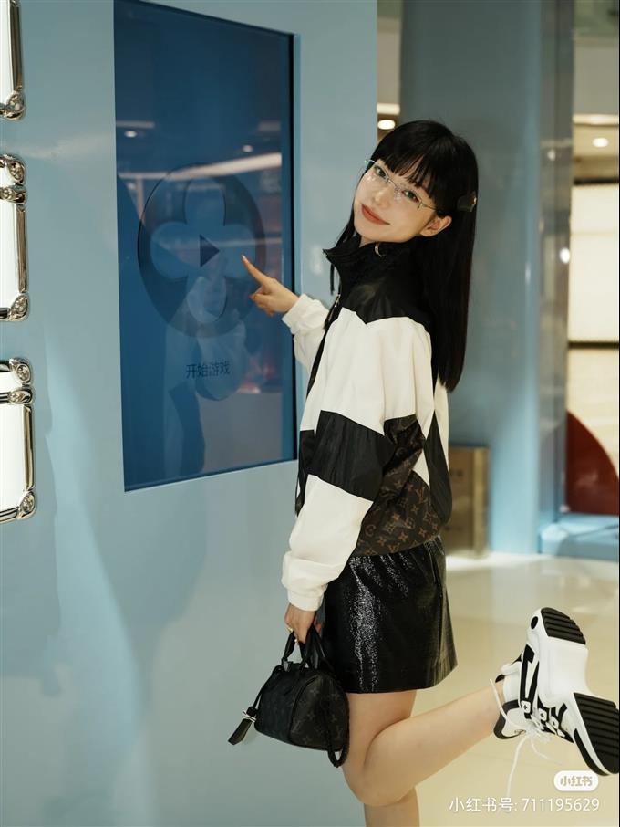 2025224M2460610841482